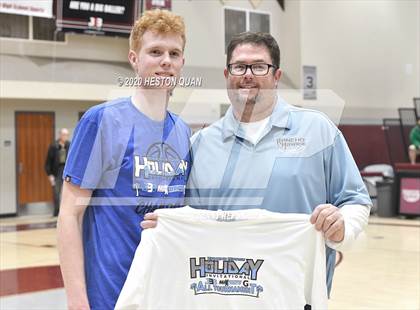 Thumbnail 2 in Mount Si vs. Mayfair (Rancho Mirage Holiday Invitational) photogallery.