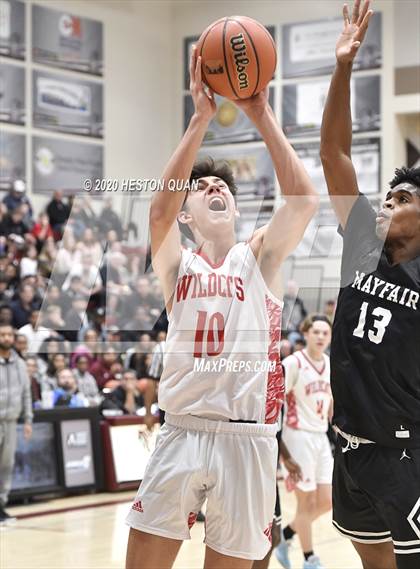 Thumbnail 3 in Mount Si vs. Mayfair (Rancho Mirage Holiday Invitational) photogallery.