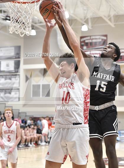 Thumbnail 2 in Mount Si vs. Mayfair (Rancho Mirage Holiday Invitational) photogallery.