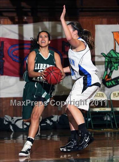 Thumbnail 3 in Liberty Ranch vs. Rocklin (Placer Classic) photogallery.