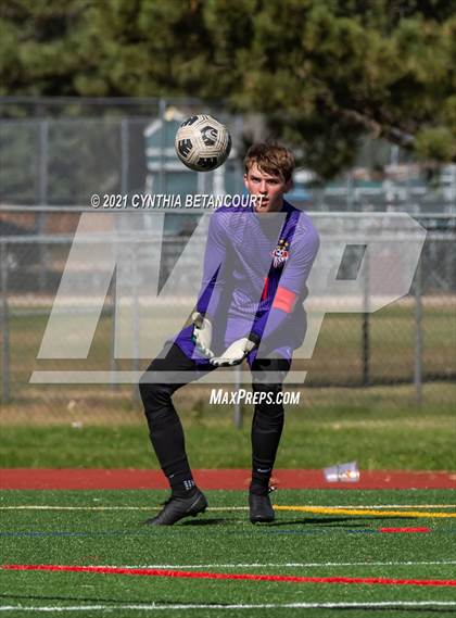 Thumbnail 1 in Smoky Hill vs Denver East photogallery.