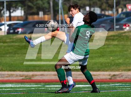 Thumbnail 3 in Smoky Hill vs Denver East photogallery.
