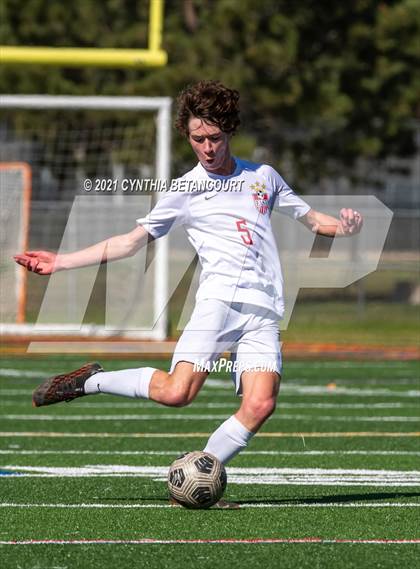 Thumbnail 2 in Smoky Hill vs Denver East photogallery.