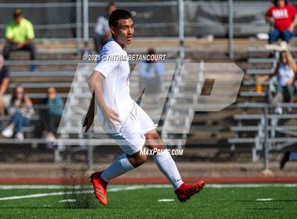 Thumbnail 1 in Smoky Hill vs Denver East photogallery.