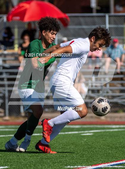 Thumbnail 2 in Smoky Hill vs Denver East photogallery.