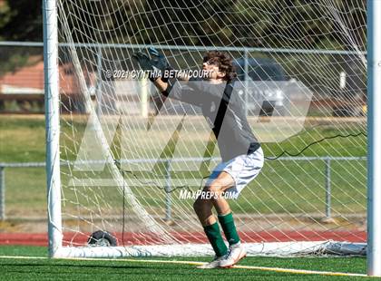 Thumbnail 2 in Smoky Hill vs Denver East photogallery.
