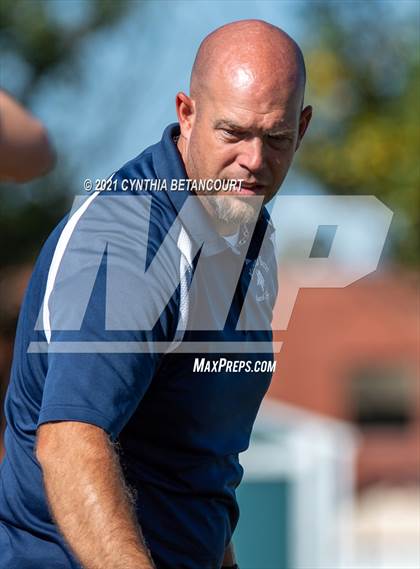 Thumbnail 1 in Smoky Hill vs Denver East photogallery.