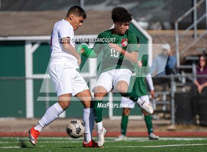 Thumbnail 3 in Smoky Hill vs Denver East photogallery.