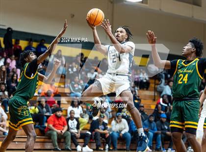 Thumbnail 1 in E.E. Smith vs. Pine Forest photogallery.