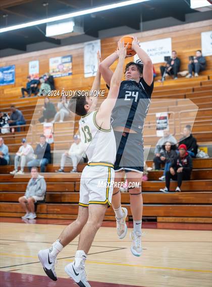 Thumbnail 2 in Eastside Catholic vs. St. Xavier (Torrey Pines Holiday Classic) photogallery.