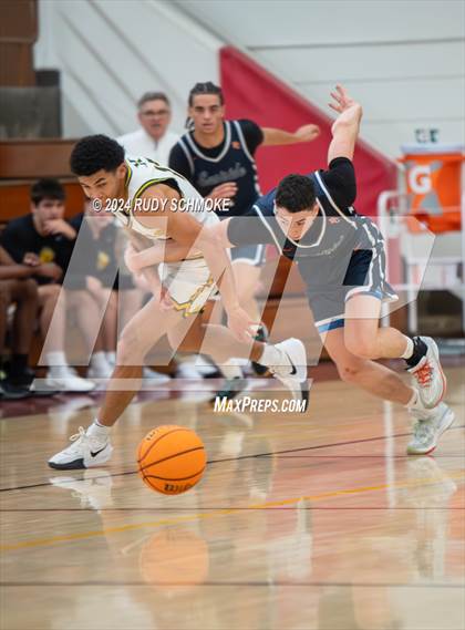 Thumbnail 3 in Eastside Catholic vs. St. Xavier (Torrey Pines Holiday Classic) photogallery.