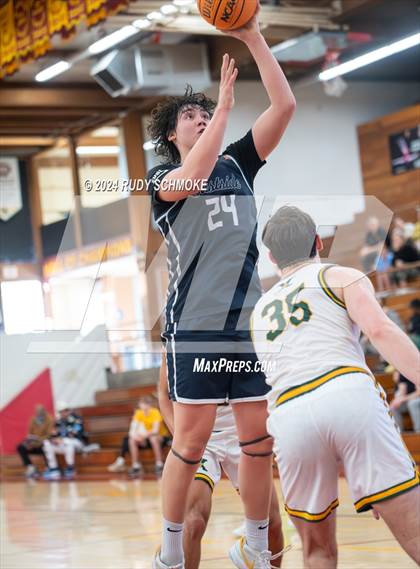 Thumbnail 3 in Eastside Catholic vs. St. Xavier (Torrey Pines Holiday Classic) photogallery.