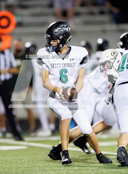 Thumbnail 2 in Skutt Catholic @ Gretna photogallery.