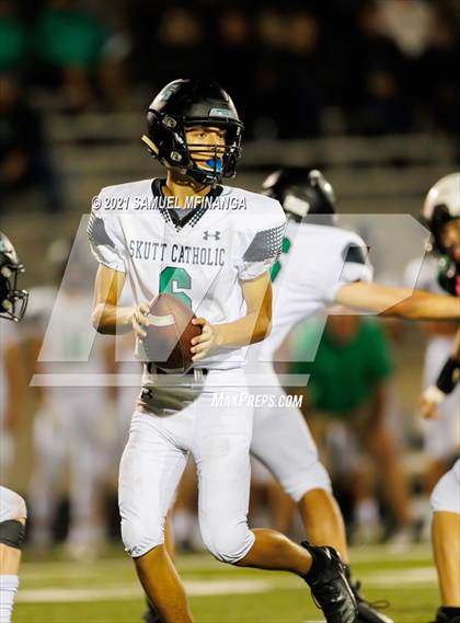 Thumbnail 2 in Skutt Catholic @ Gretna photogallery.
