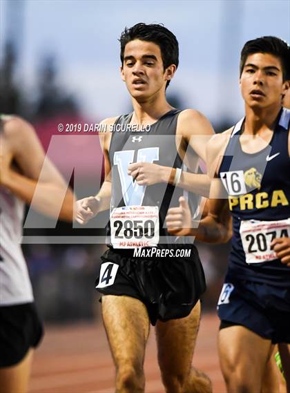 Thumbnail 1 in AIA Track & Field Championships (Boys 3200 Meter) photogallery.