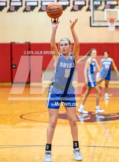 Thumbnail 1 in Springboro vs. Hamilton Southeastern (North Central Holiday Invite) photogallery.