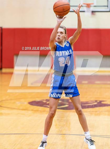 Thumbnail 3 in Springboro vs. Hamilton Southeastern (North Central Holiday Invite) photogallery.