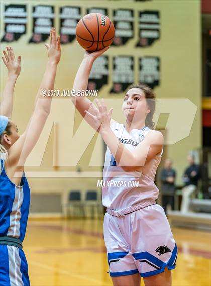 Thumbnail 3 in Springboro vs. Hamilton Southeastern (North Central Holiday Invite) photogallery.