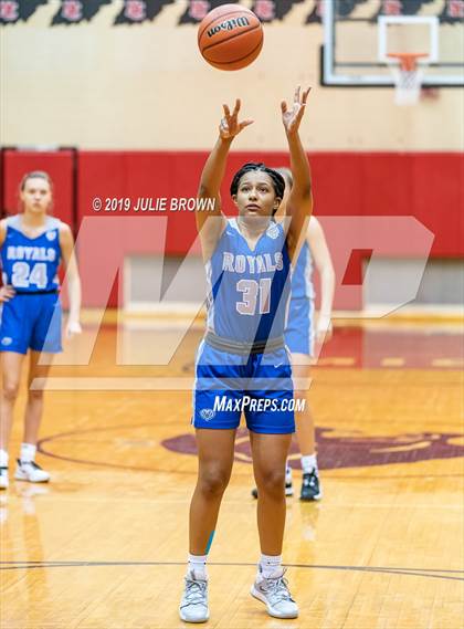 Thumbnail 3 in Springboro vs. Hamilton Southeastern (North Central Holiday Invite) photogallery.