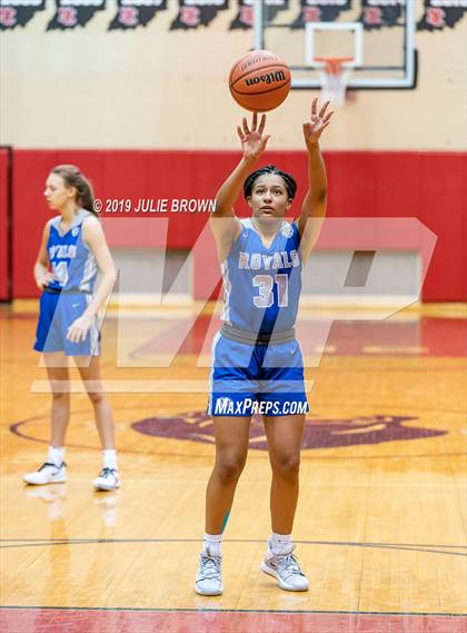 Thumbnail 2 in Springboro vs. Hamilton Southeastern (North Central Holiday Invite) photogallery.