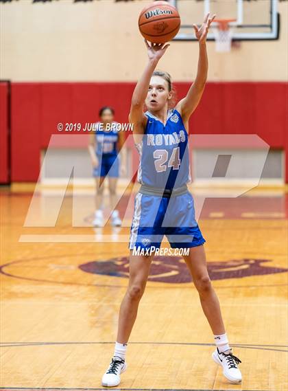 Thumbnail 1 in Springboro vs. Hamilton Southeastern (North Central Holiday Invite) photogallery.