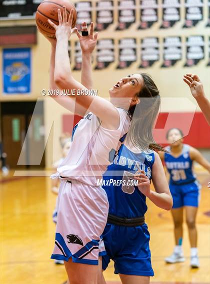 Thumbnail 3 in Springboro vs. Hamilton Southeastern (North Central Holiday Invite) photogallery.