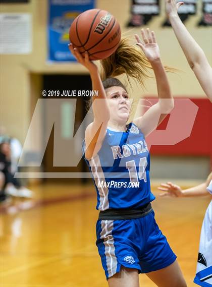 Thumbnail 3 in Springboro vs. Hamilton Southeastern (North Central Holiday Invite) photogallery.