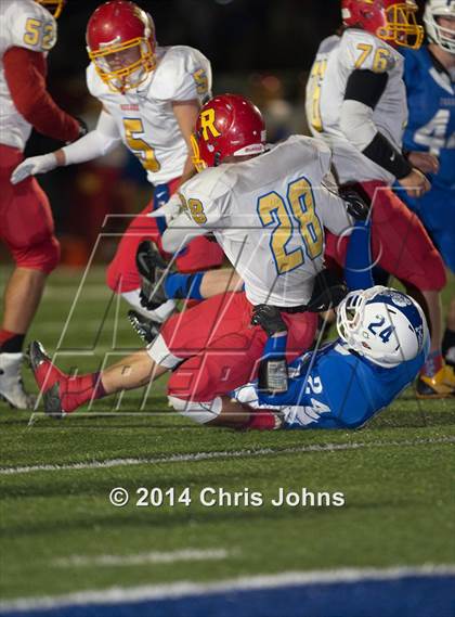 Thumbnail 1 in Roxana @ Freeburg photogallery.