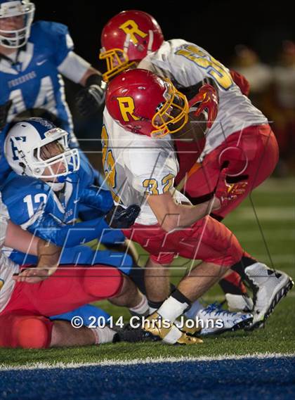Thumbnail 3 in Roxana @ Freeburg photogallery.