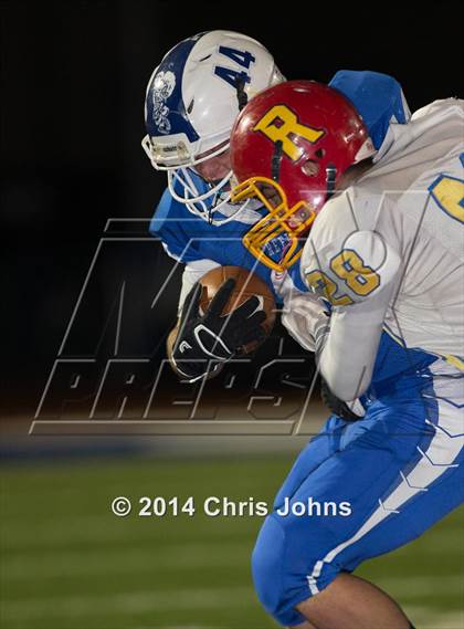 Thumbnail 2 in Roxana @ Freeburg photogallery.