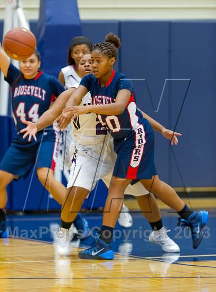 Thumbnail 2 in Roosevelt @ Warren photogallery.
