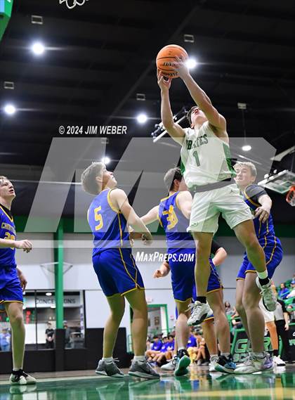 Thumbnail 2 in Chouteau @ Gore (Armstrong Bank Tournament) photogallery.