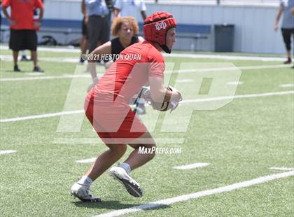 Thumbnail 1 in Mater Dei vs. Centennial  (Brave 8 Invitational) photogallery.
