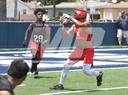 Thumbnail 1 in Mater Dei vs. Centennial  (Brave 8 Invitational) photogallery.
