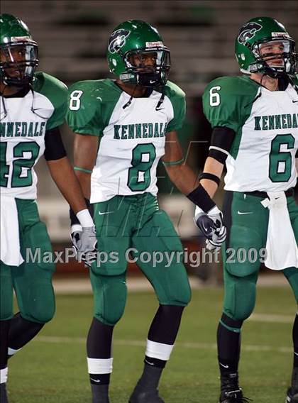 Thumbnail 1 in Kennedale vs. Pittsburg (Texas 3A Region II D2 Playoffs) photogallery.