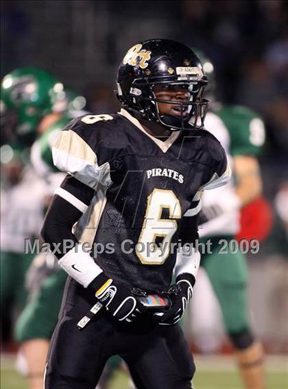 Thumbnail 1 in Kennedale vs. Pittsburg (Texas 3A Region II D2 Playoffs) photogallery.
