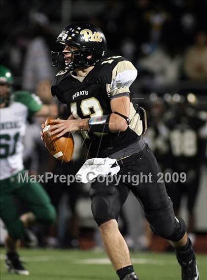 Thumbnail 3 in Kennedale vs. Pittsburg (Texas 3A Region II D2 Playoffs) photogallery.