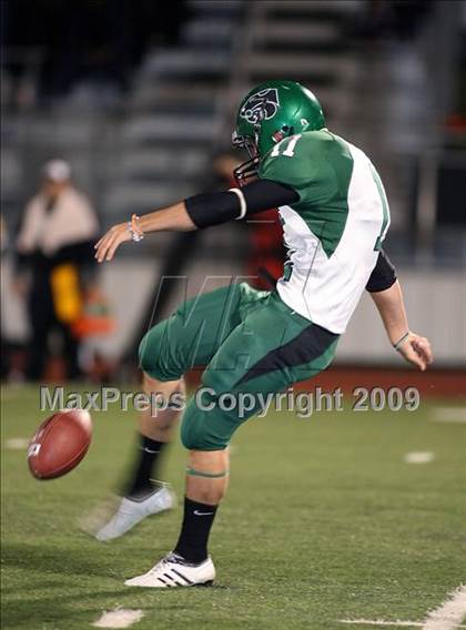 Thumbnail 1 in Kennedale vs. Pittsburg (Texas 3A Region II D2 Playoffs) photogallery.