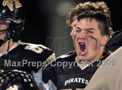 Thumbnail 2 in Kennedale vs. Pittsburg (Texas 3A Region II D2 Playoffs) photogallery.
