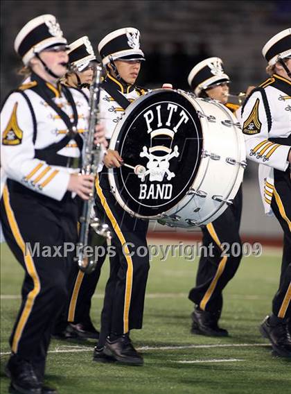 Thumbnail 3 in Kennedale vs. Pittsburg (Texas 3A Region II D2 Playoffs) photogallery.