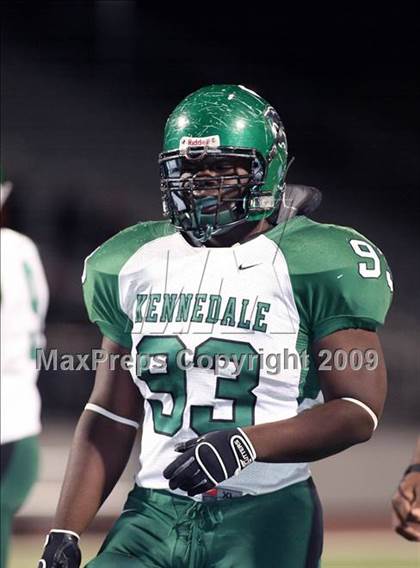 Thumbnail 2 in Kennedale vs. Pittsburg (Texas 3A Region II D2 Playoffs) photogallery.