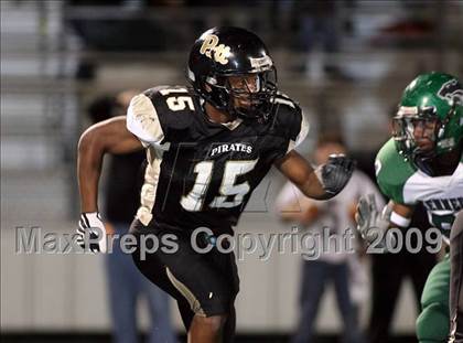 Thumbnail 2 in Kennedale vs. Pittsburg (Texas 3A Region II D2 Playoffs) photogallery.