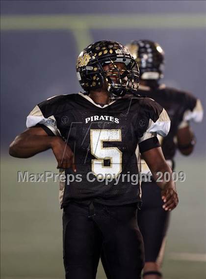 Thumbnail 1 in Kennedale vs. Pittsburg (Texas 3A Region II D2 Playoffs) photogallery.