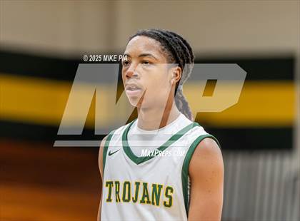 Thumbnail 1 in JV: Cary @ Pine Forest photogallery.