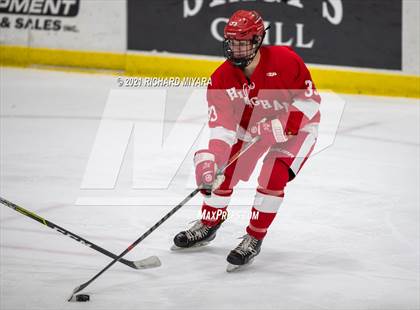 Thumbnail 3 in Hingham @ Concord (Scrimmage) photogallery.