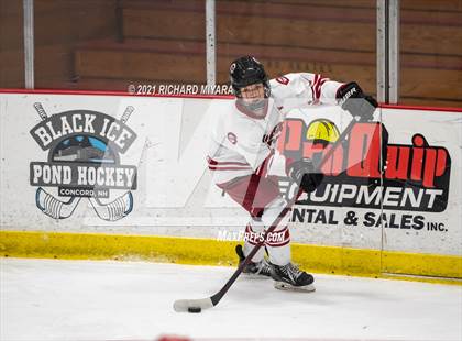 Thumbnail 2 in Hingham @ Concord (Scrimmage) photogallery.