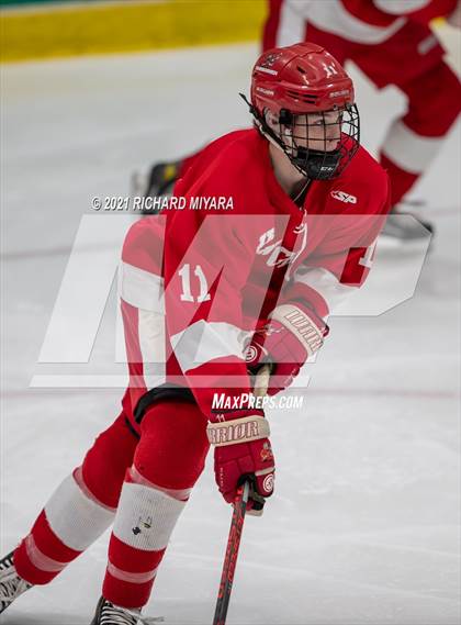Thumbnail 2 in Hingham @ Concord (Scrimmage) photogallery.