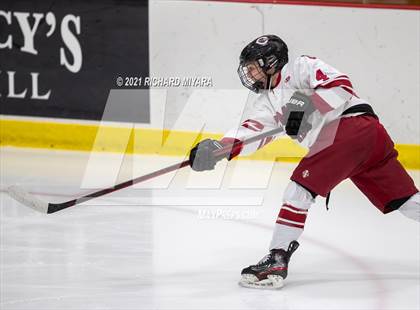 Thumbnail 2 in Hingham @ Concord (Scrimmage) photogallery.