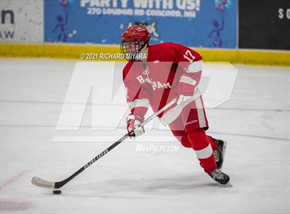 Thumbnail 3 in Hingham @ Concord (Scrimmage) photogallery.
