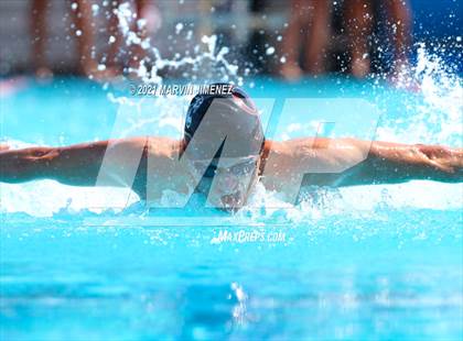 Thumbnail 3 in Oaks Christian vs De Toledo photogallery.